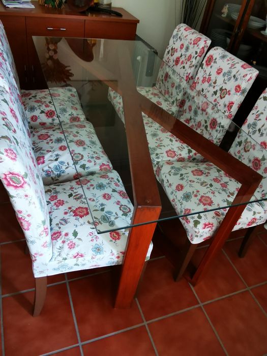 Mesa sala única  madeira e vidro 180x80cm