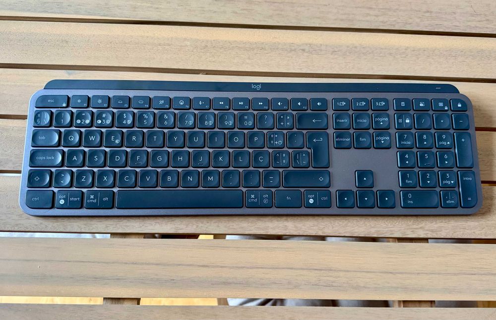Logitech MX Key S  Wireless Keyboard– Excellent Condition