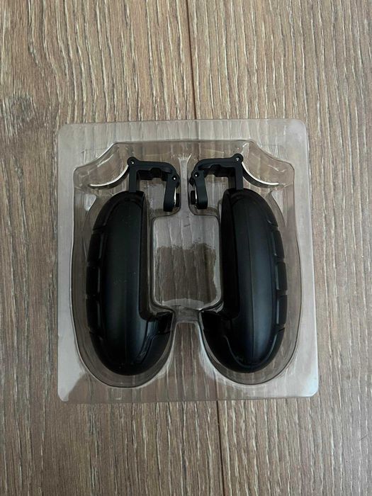 Baseus Grenade Handle for Games – Czarny | Uchwyt do gier na smartfony