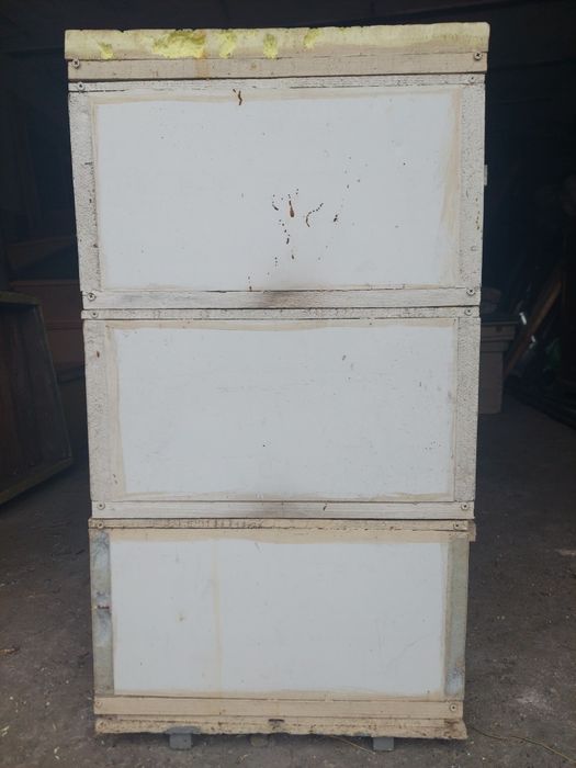 Улик из 3-х корпусов, многоуровневый, многоярусный, многокорпусной