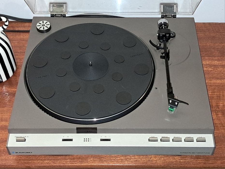 Giradiscos Blaupunkt P-2100