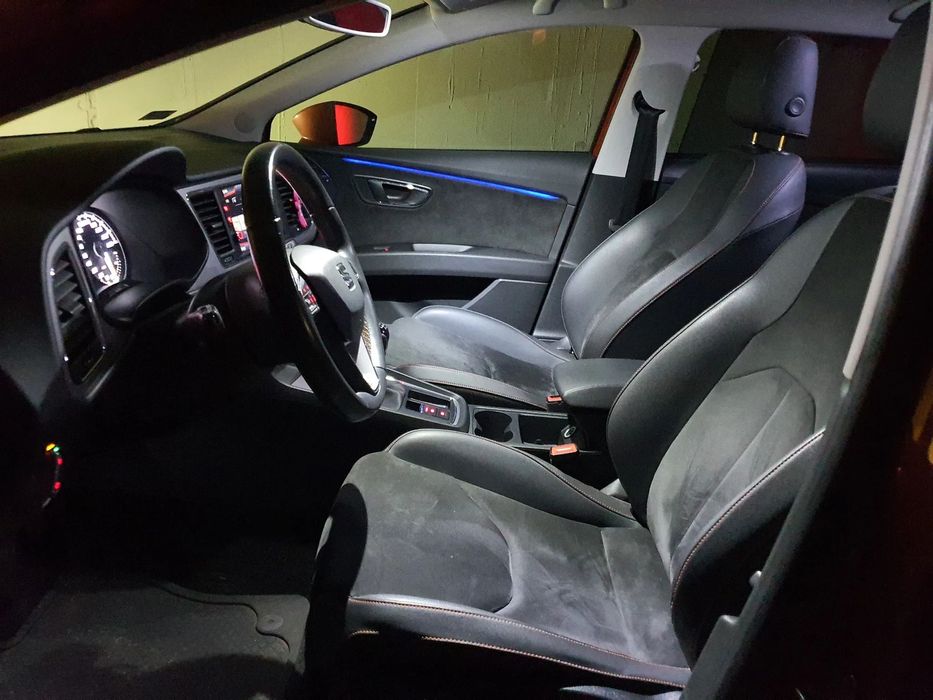 Seat Leon Sportstourer Seat Leon X-Perience 2018. Salon Polska, bogata wersja wyposażenia