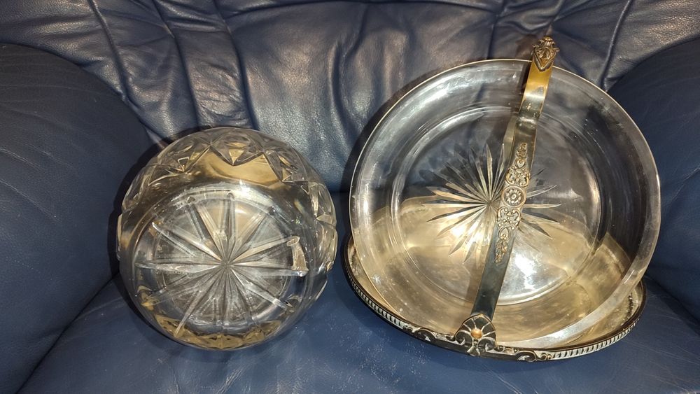 Старовинна велика фруктовниця кошик