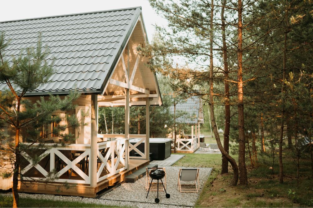 Nowe domki w lesie z jacuzzi i sauną – Wygonin