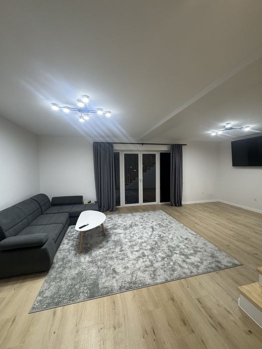 Оренда сучасного Таун Хауса, перша здача