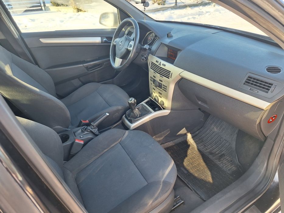 Opel Astra H 1.7cdti 2008r