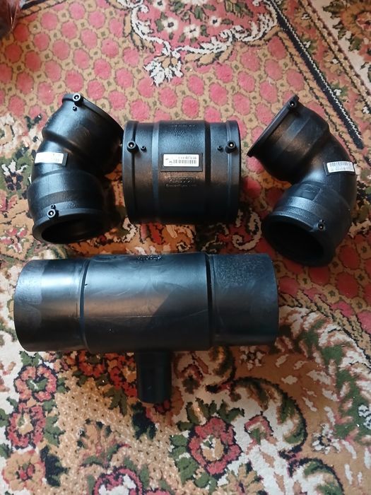 Złączki elektrooporowe różne kolana ,mufy , trójnik fi 63 , 90 ,  110 , 160 , 200 , 250 , 315   Plasson CZYTAJ  OPIS !!!  CENA  ZA CAŁOŚĆ  !!! ;)