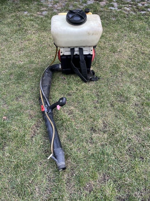 Оприскувач бензиновий efco AT2090