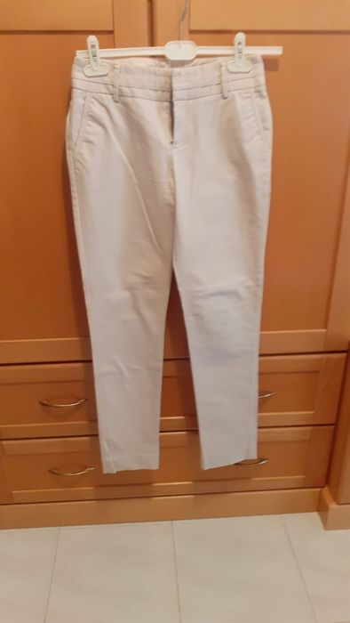 Calças bejes Tipo Sarja  ( Senhora)  ZARA  C/ Novas