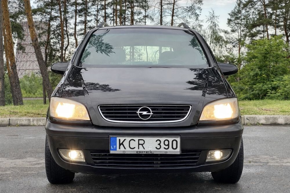 Opel Zafira 2.0 TDI дизель 7 місць