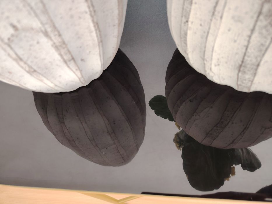 Consola de metal e vidro temperado