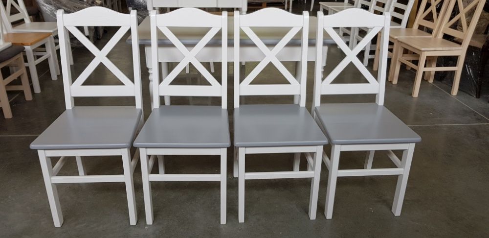 Zestaw stół+ 4 krzesła  do kuchni restauracji  baru Producent nowy