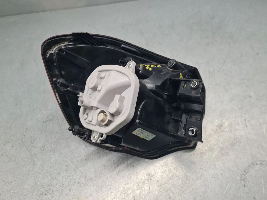 Farolim direito FIAT Tipo Hatchback (357_)