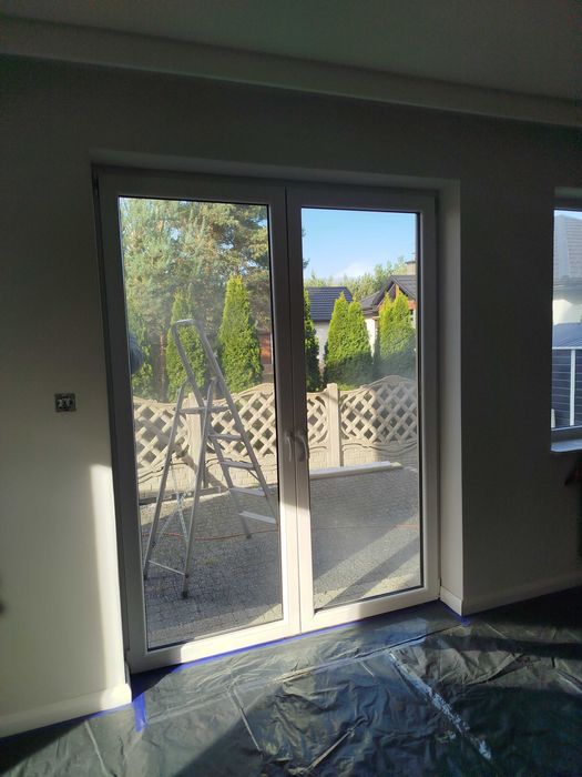 Okna i drzwi wejściowe i  tarasowe używane