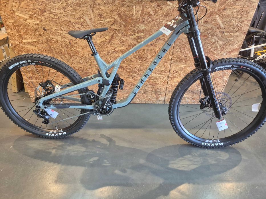 Bicicleta Downhill COMMENCAL Supreme DH V5 2026  (NOVA)
