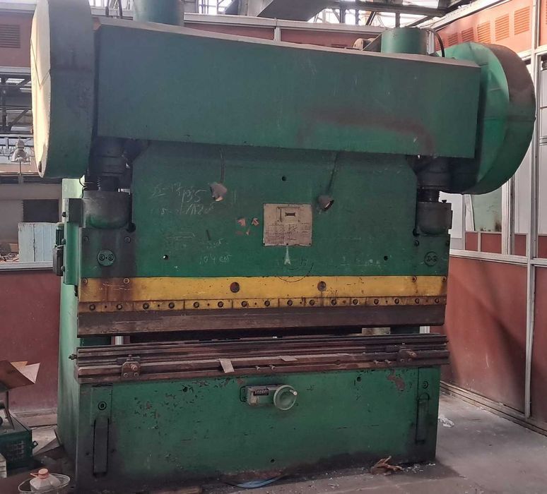 Прес листозгинальний кривошипний ИВ1330 ус.100т.