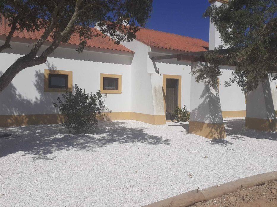 Monte Alentejano 21ha  com casa de 300m2 construída e licenciada