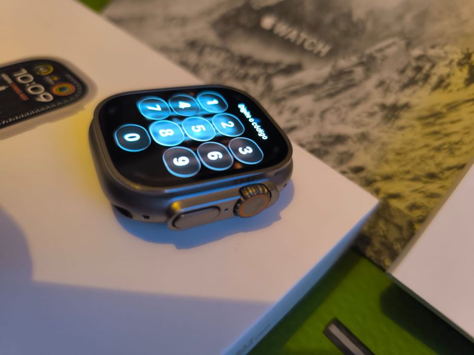 Apple Watch Ultra 2 - 49mm