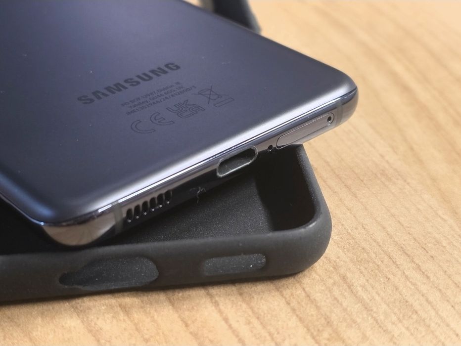 Samsung S21 SM-G991B 128gb dual sim android 15 super stan