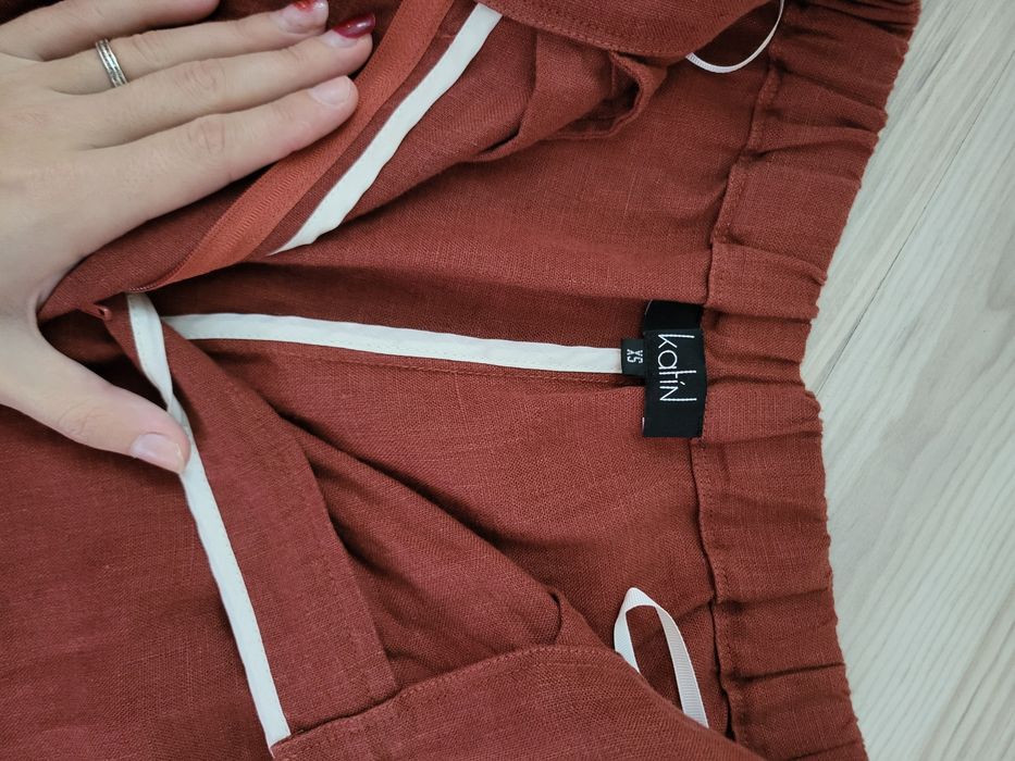 Осінні штани коричнивого кольору