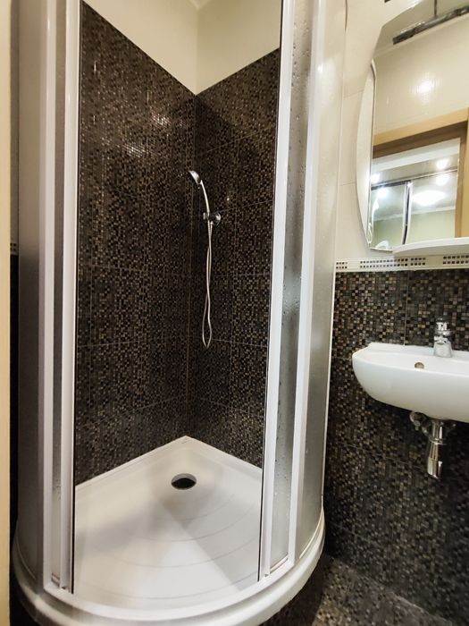 Подобово двокімнатна Троєщина