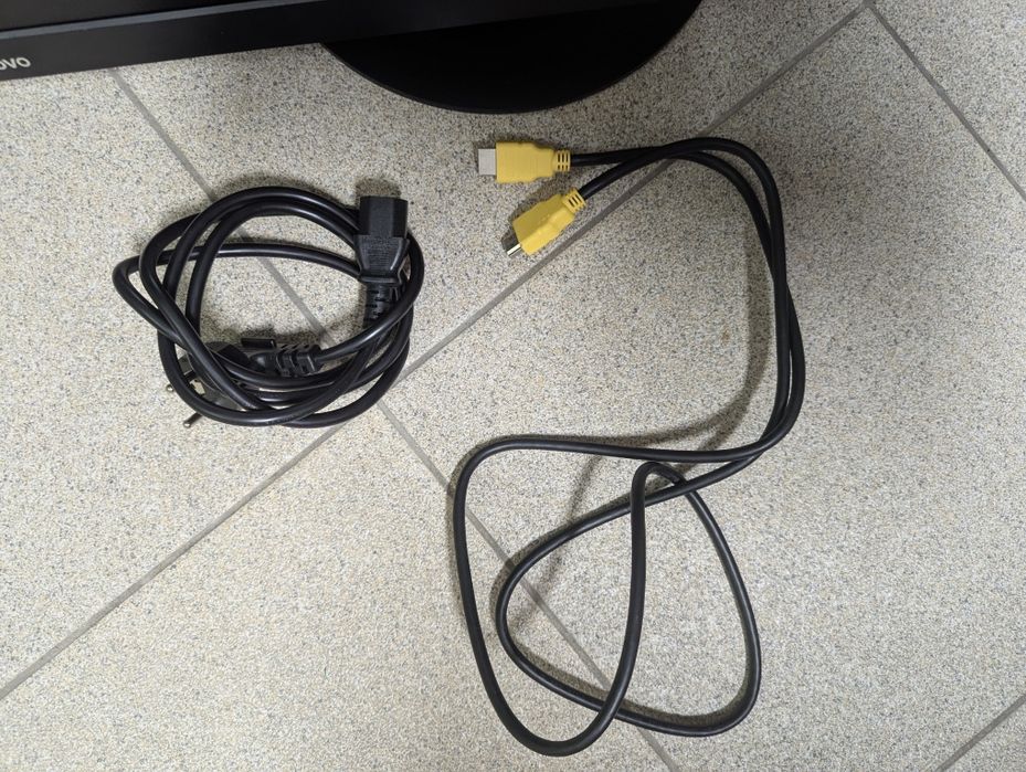 Monitor Lenovo T23i-10 23" polegadas