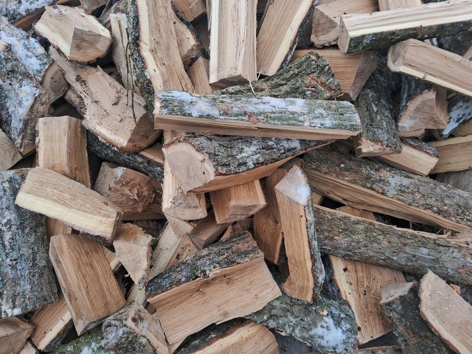 Дрова дубові, попиляні, колоті, рубані, доставка.