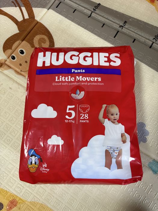 Підгузки-трусики Huggies Little Movers Pants 5 (12-17 кг)