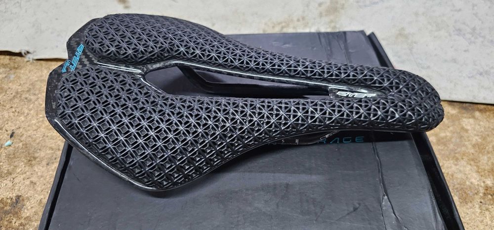 Selin ryet-ultralight carbon 3d
