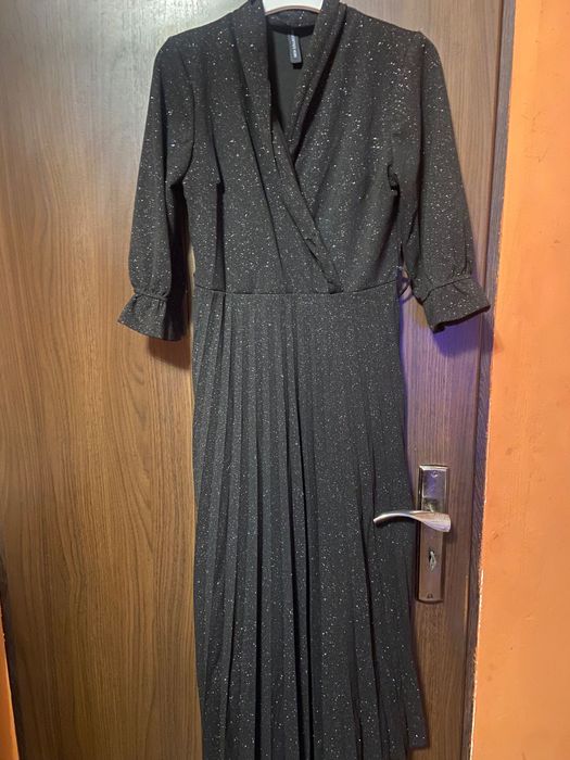 ubrania w bdb stanie- serdecznie zapraszam :)