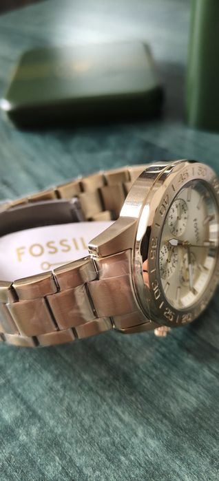 Zegarek Fossil złoty