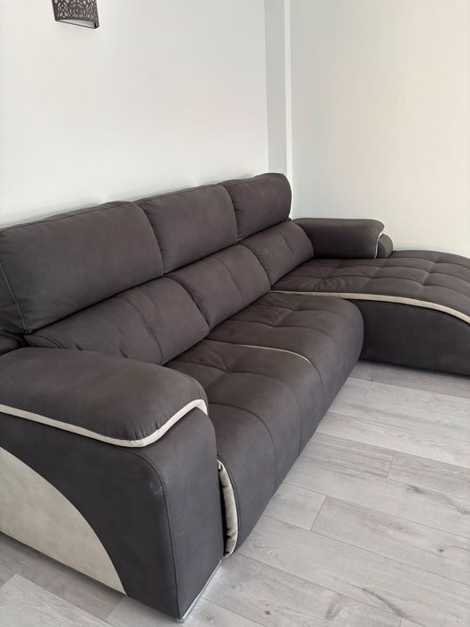 Sofá chaise long como novo