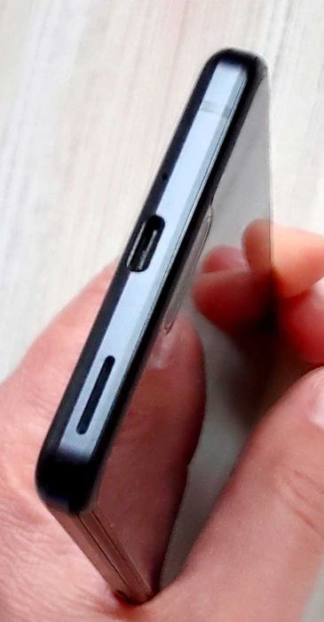 Смартфон Sharp AQUOS sense4 lite, подарок