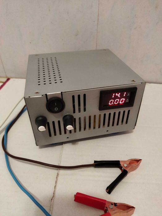 Зарядное устройство - блок живлення  CODEGEN