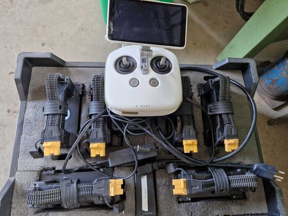 DJI Agras MG-1P RTK dron do oprysków rozsiewania nawozów wiele zadań