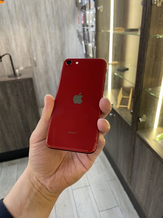 Ідеальний стан iphone SE 2020 128Gb Red Магазин Самовивіз Відправка