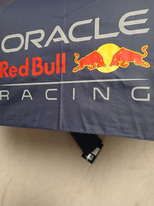 Parasol Red Bull Racing