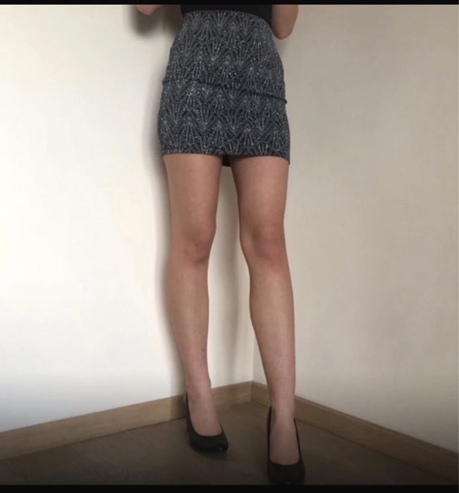 Brokatowa spodniczka mini