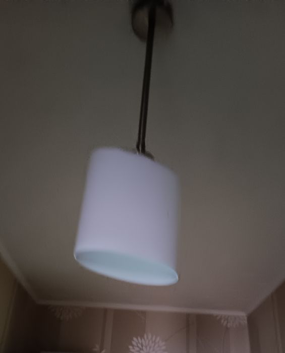 Lampa sufitowa x