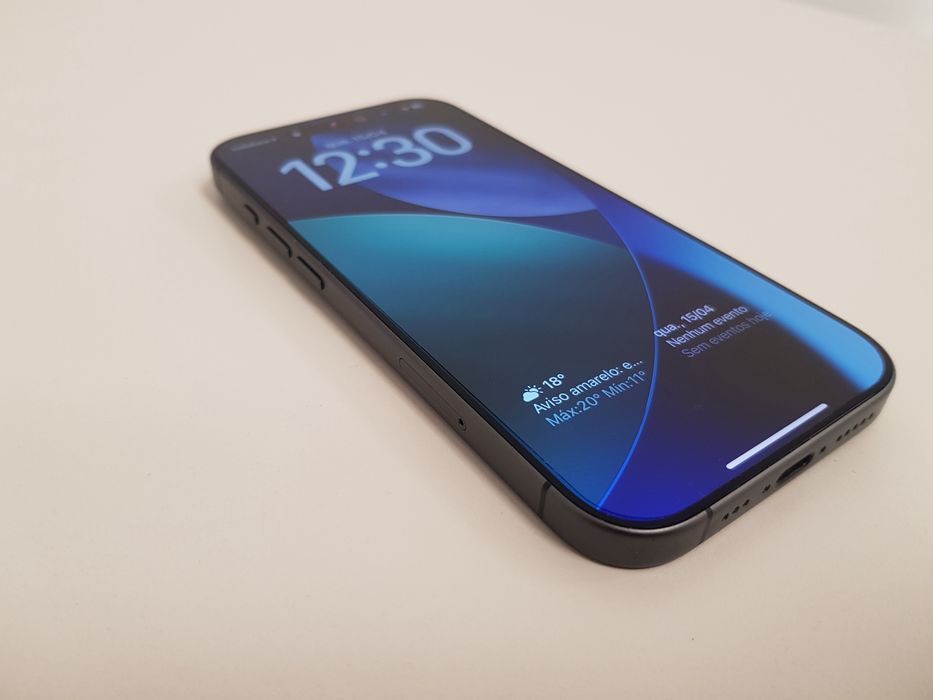 iPhone 17 · 256GB · Novo