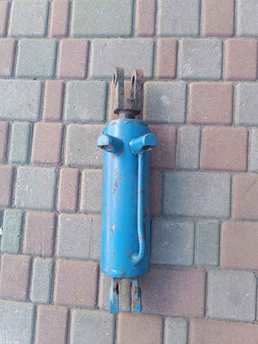 Цс 100 гідроциліндр МТЗ ЮМЗ.