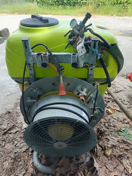 Pulverizador rocha
