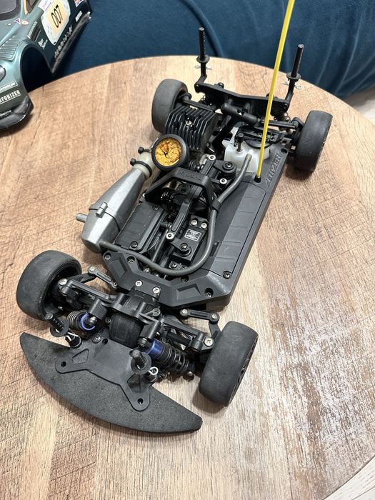 Kyosho 1/10 PureTen GP 4WD FAZER Aston Martin Racing DBR9.