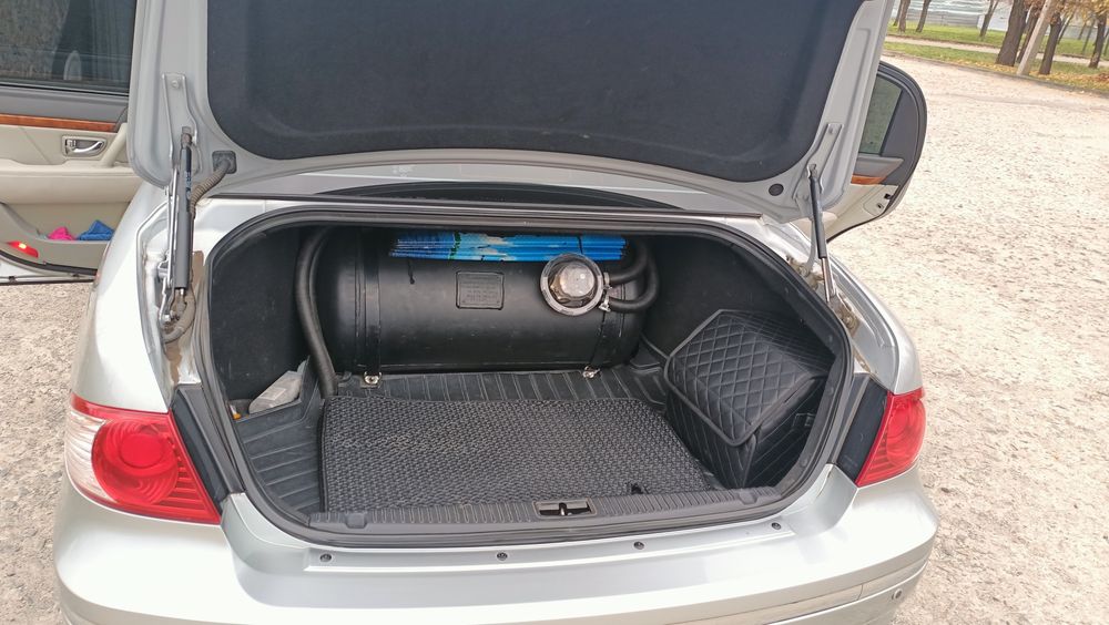 Продам авто Кia opirus,2005 року у гарному стані