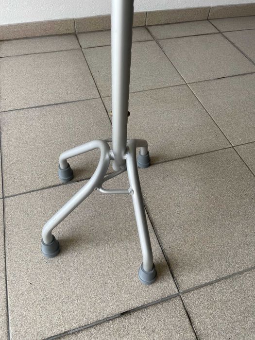 Muleta de 4 apoios