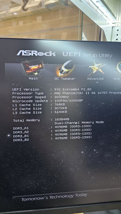 AMD Phenom II X6 1075T, 16gb ddr3, ASRock  970 extreme4 am3+, Radeon HD 6870
