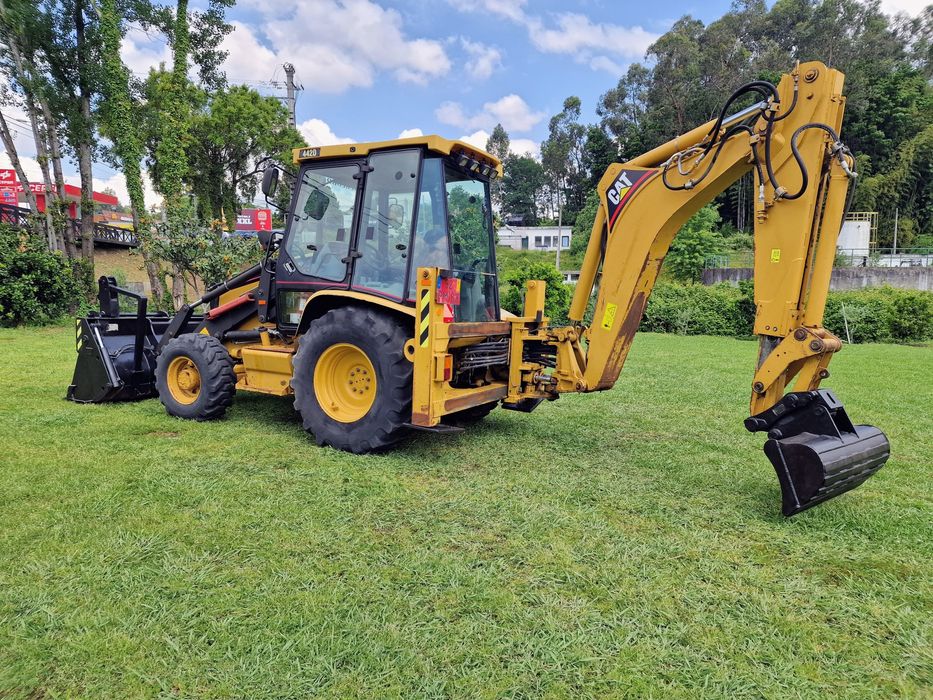 Retroescavadora caterpillar