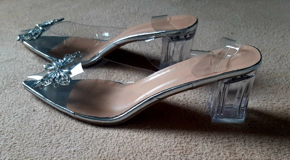 Buty damskie czółenka beżowe 41 transparentne słupek motyl przezroczys