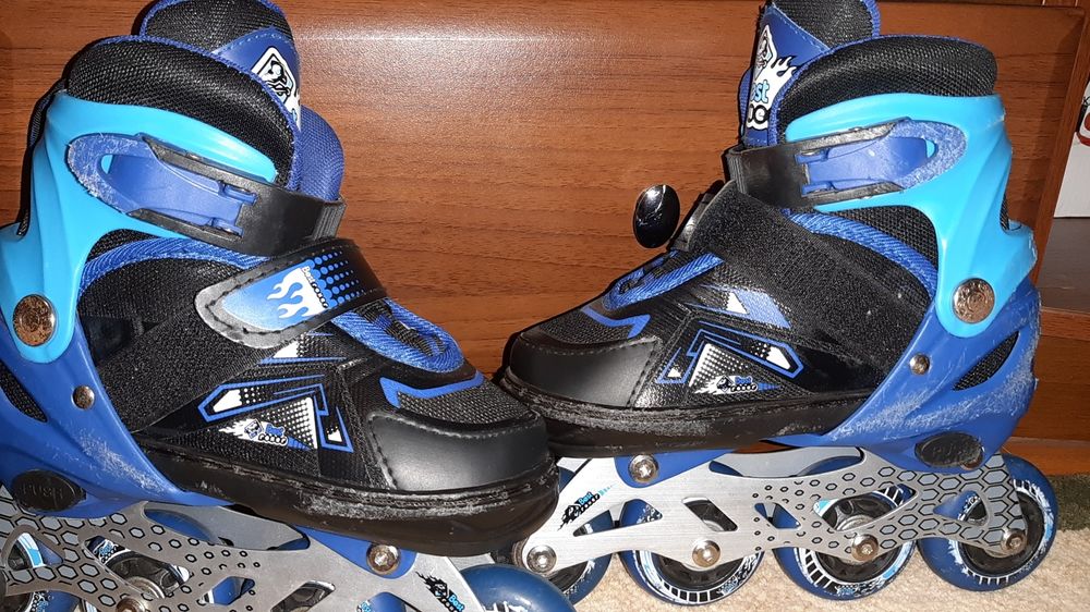 Продам ролики для мальчика р.27-31