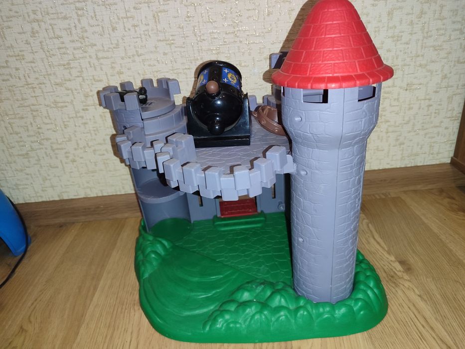 Дитяча іграшка Замок з лицарами